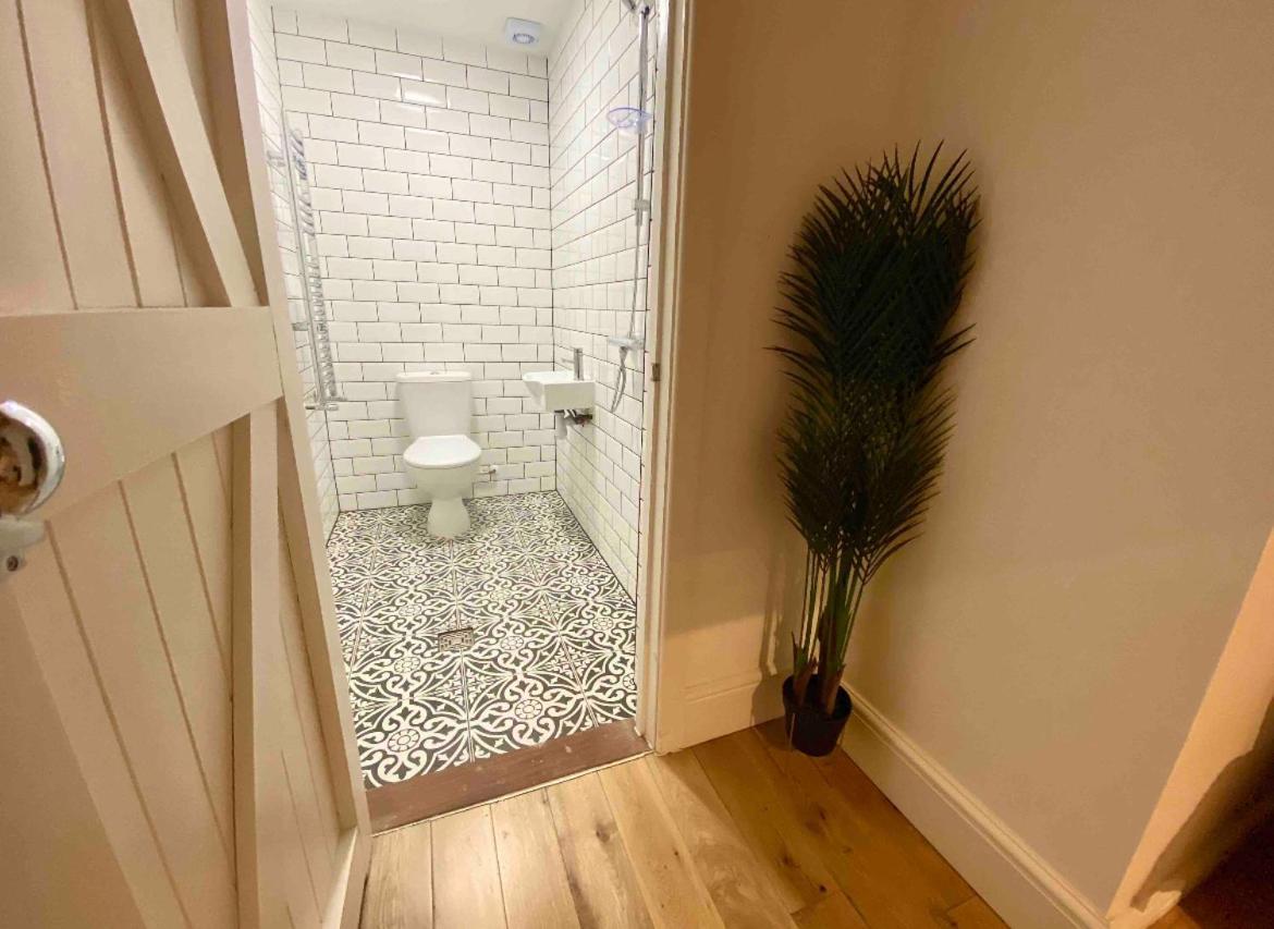 דירות בורנמות' Flat 8, 10 St Johns מראה חיצוני תמונה